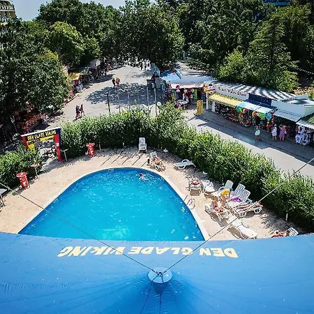 Party Golden Sands וארנה