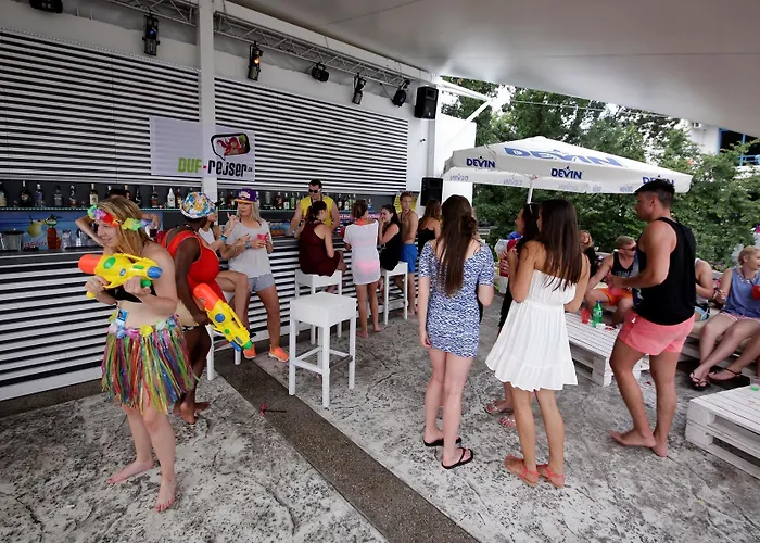 Hotell Party Golden Sands