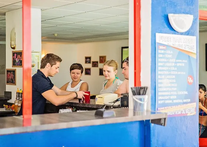 Party Golden Sands Hotell 3*