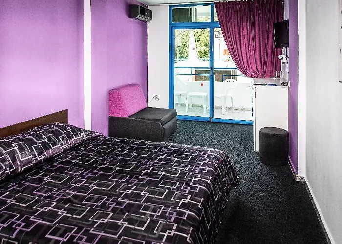 Party Golden Sands 3*