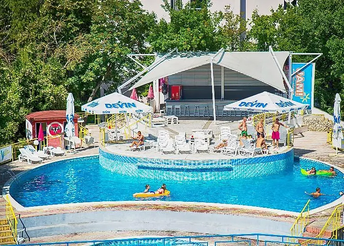 Hotell Party Golden Sands 3*