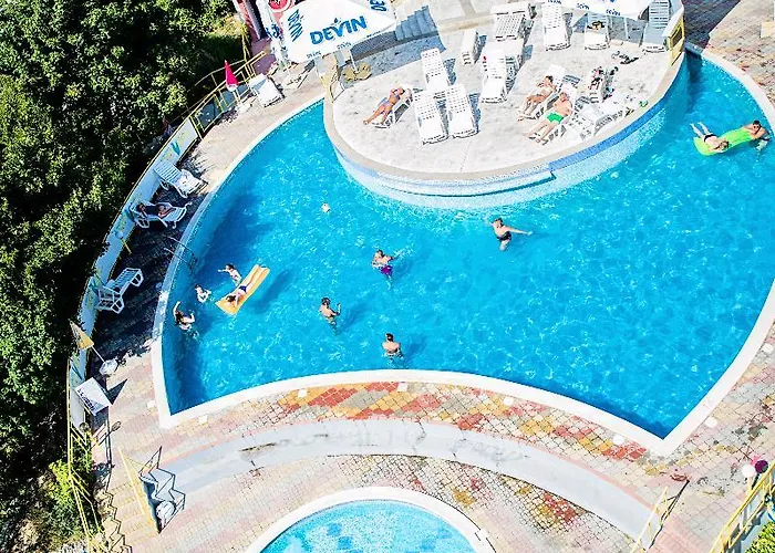 Party Golden Sands Hotell 3*